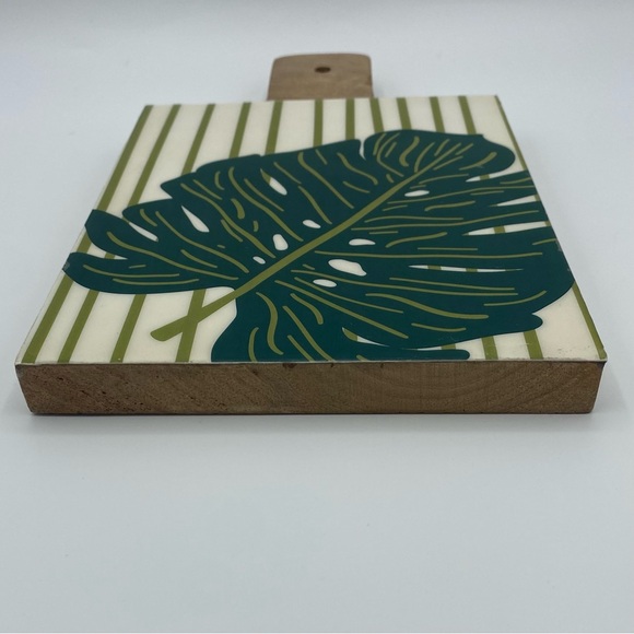 Coton Colors Palm Leaf Serving Tray Small Mango Wood 10 Inches Green Gift Flaws - Picture 6 of 10
